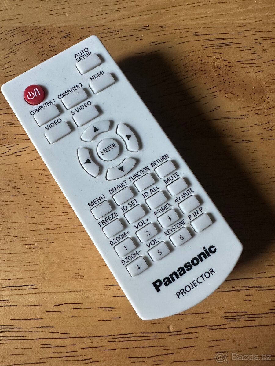 Projektor Panasonic PT-VW350 WXGA - 4