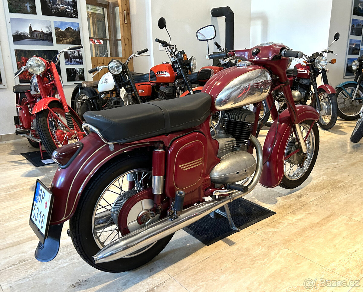 Jawa 250, typ 559, 1970 - 4