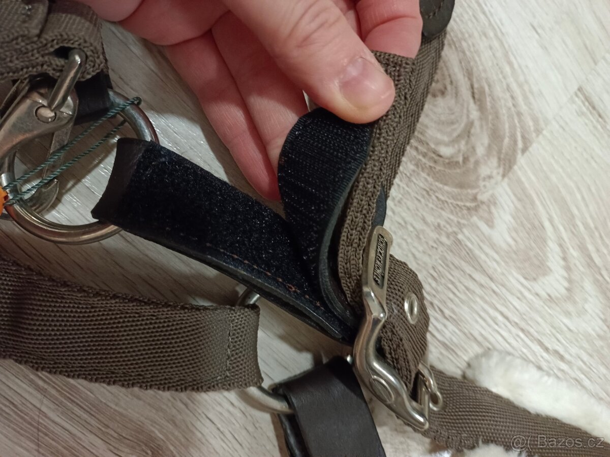 Nová safety ohlávka pro koně Schockemohle - 4