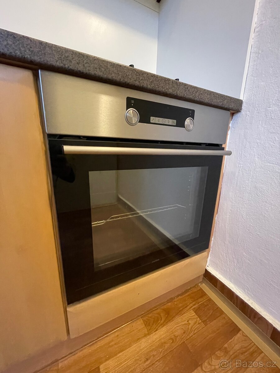 Kuchyňská linka se spotrebici - 4