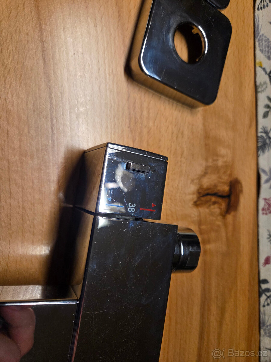 Alpi UNA nástěnná vanová termostatická baterie - 4