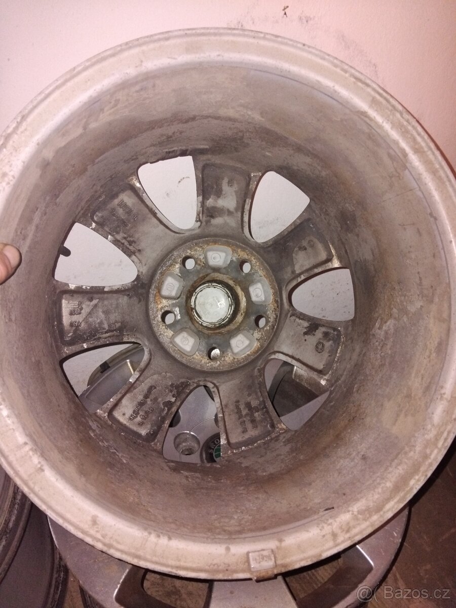 Alu kola Škoda Superb 2,Yety - 4