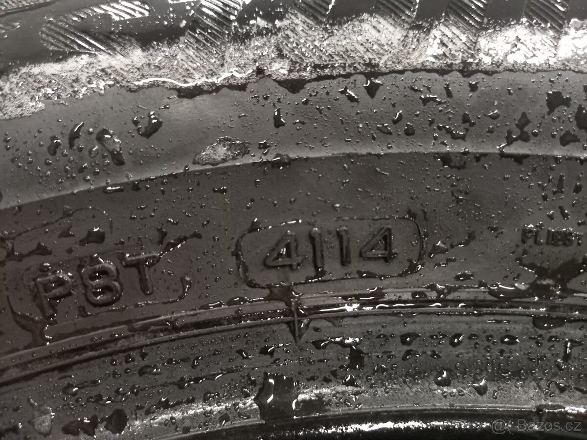 Letní pneu 215/60R16 - 4