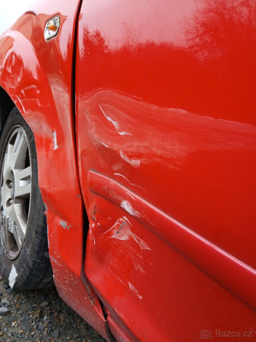 Ford Focus na náhradní díly - 4