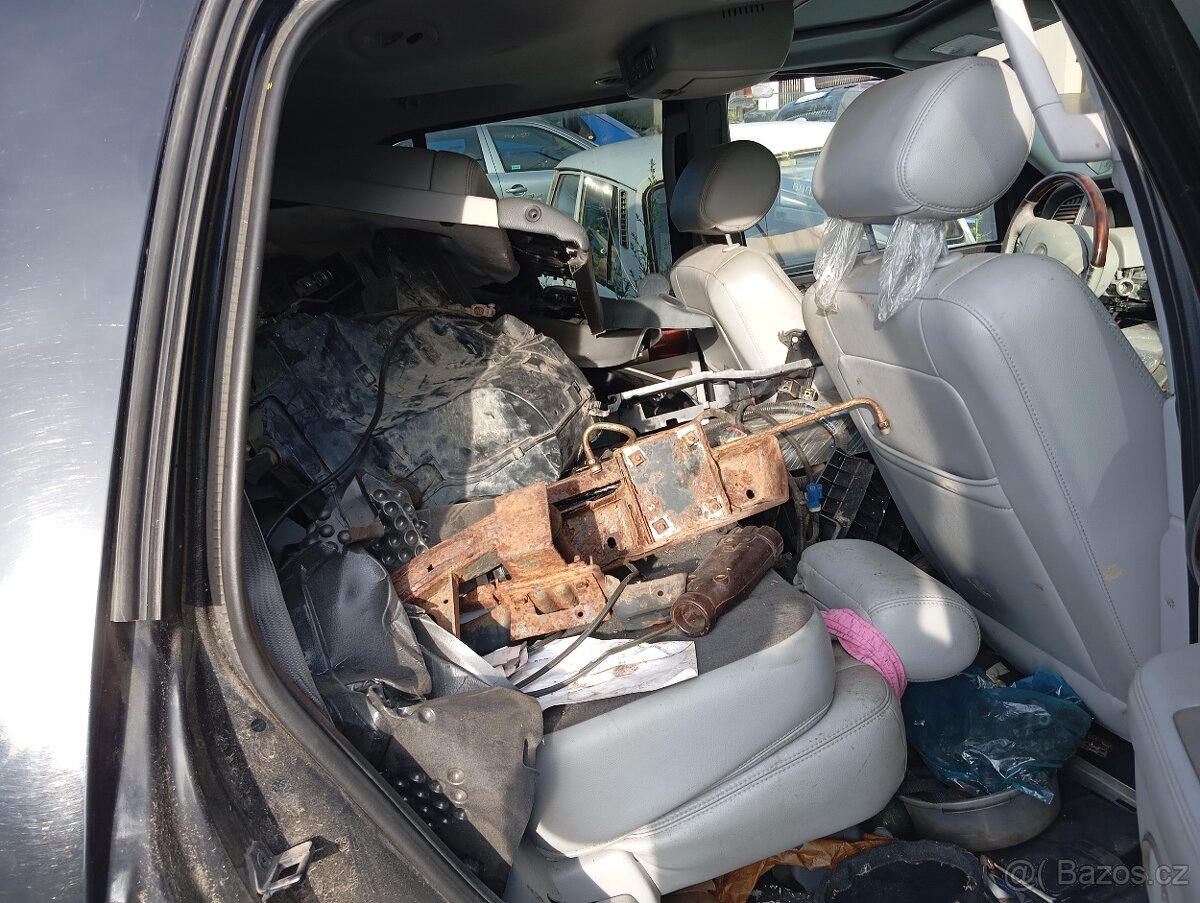 Lincoln Navigátor - 4