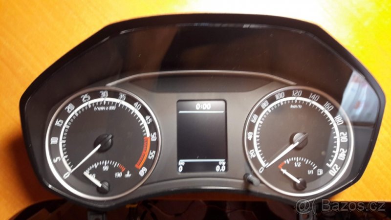 Octavia 2 RS maxidot budíky 1Z0920843T facelift - 4