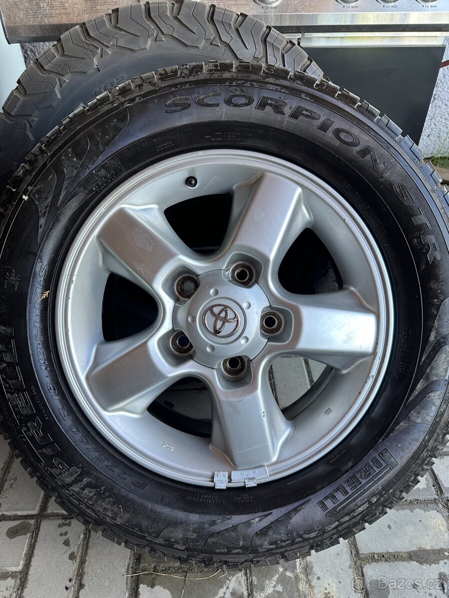 Toyota Land Cruiser 5x150r18