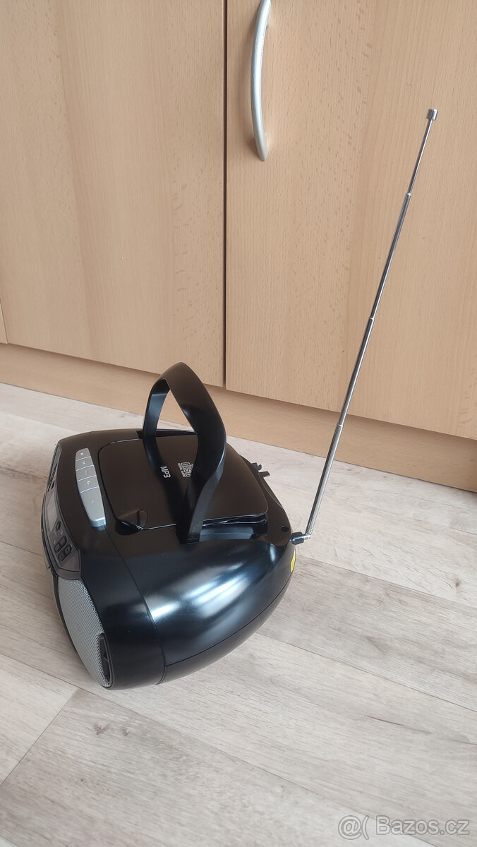 Hundai přenosný radiomadnetofon TRC 333 AU3 BT Bs CD/MP3/USB - 4