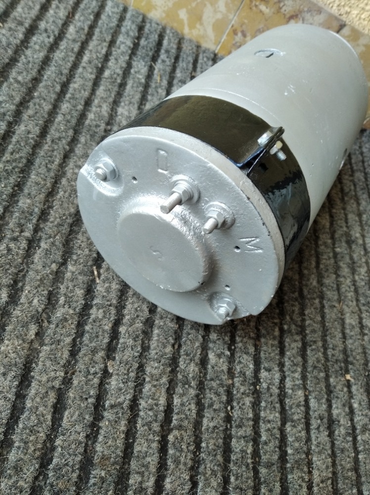 Prodám dynamo na ZETOR25 po GO - 4