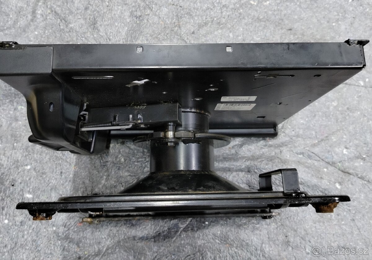 Originální otočná konzole sedačky VW T4 - 4