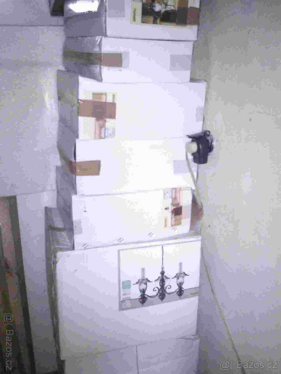 Nové lustry Philips Massive - 4