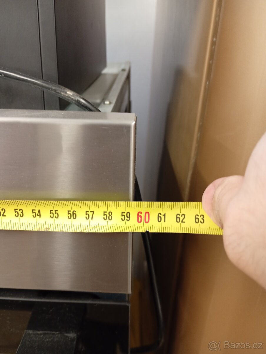 Vestavná trouba AEG - 4