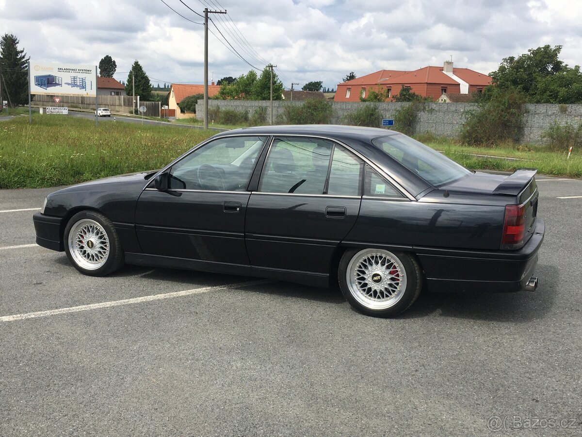 Opel Omega 3000 24V - 4