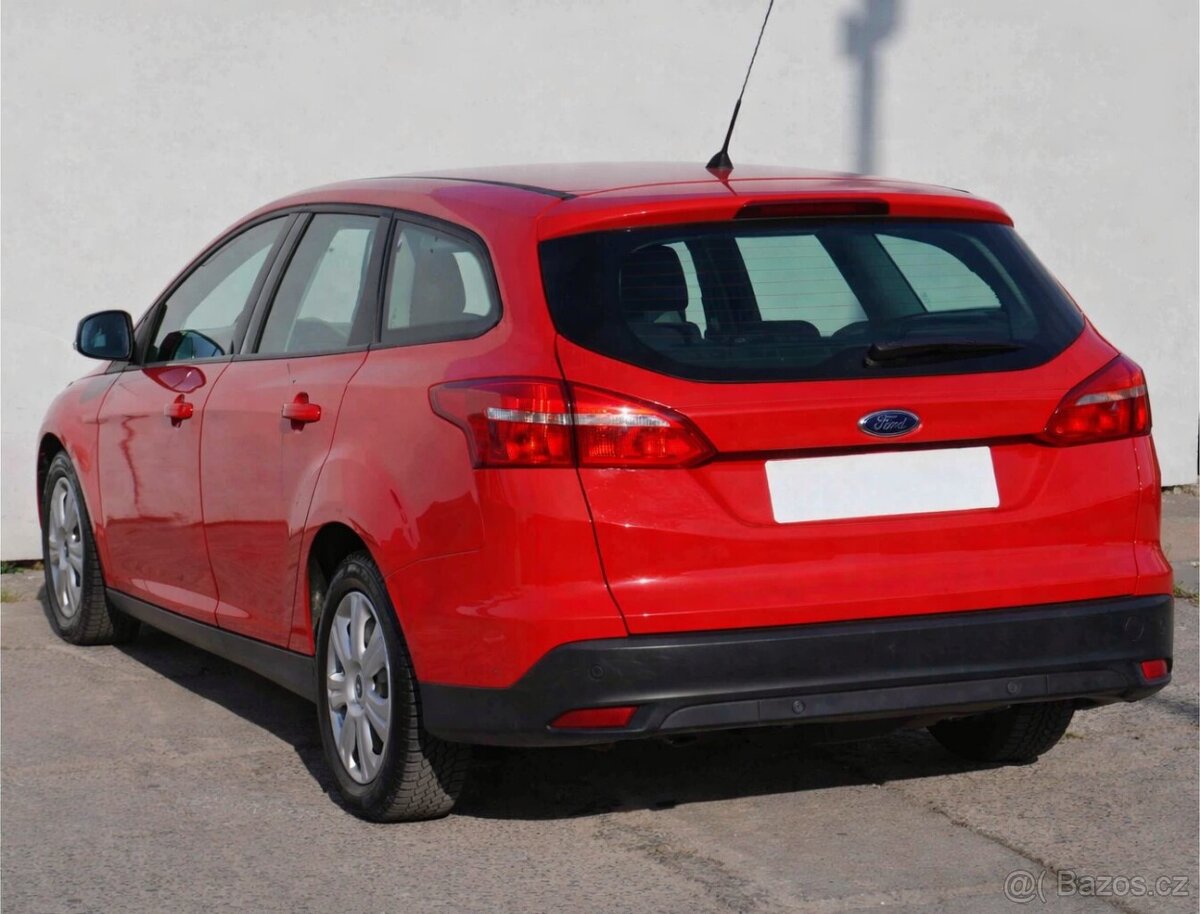 Ford Focus 1.5 TDCi , 88 kW nafta, 2015 - 4