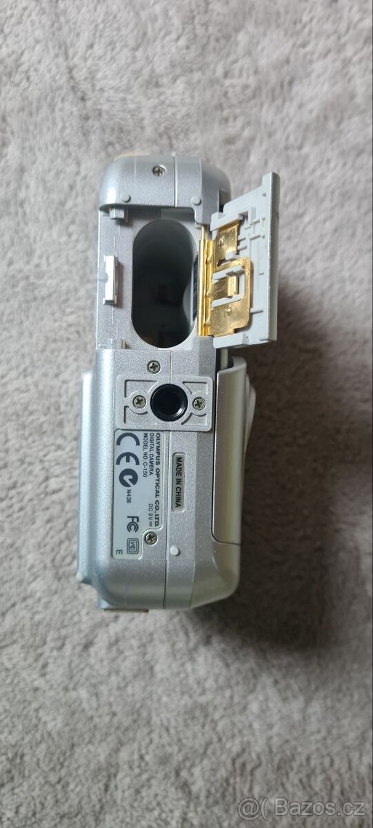 Digitální fotoaparát Olympus Camedia  C150 - 4