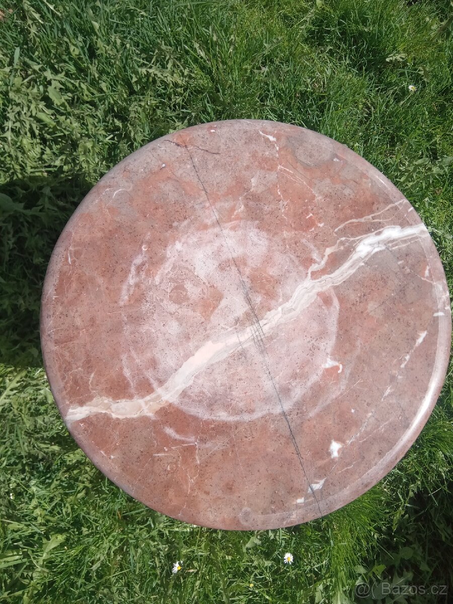 Mramorový stolek - 4