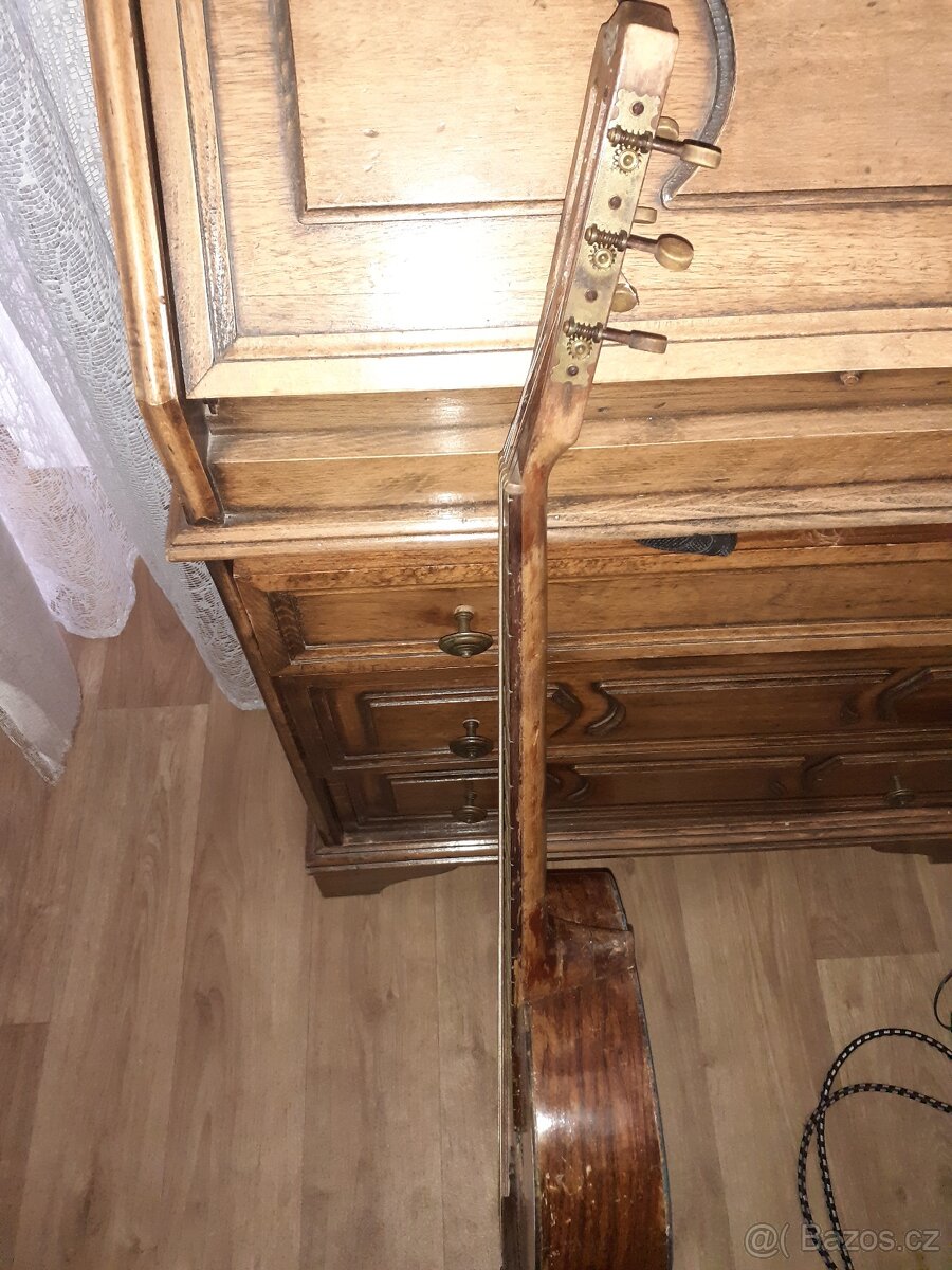 Kytara-Vídeňka . - 4