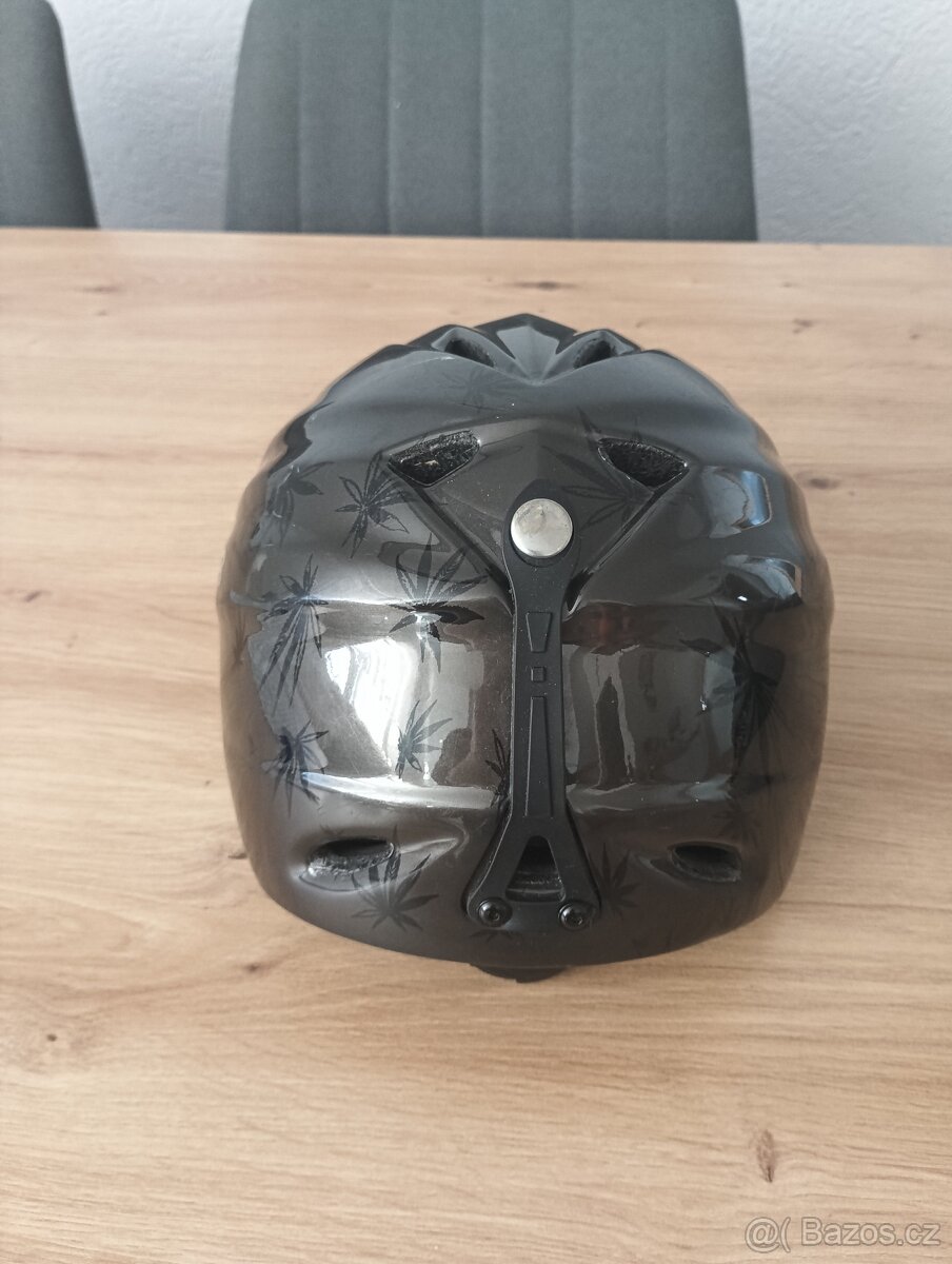Lyžařská přilba - 4