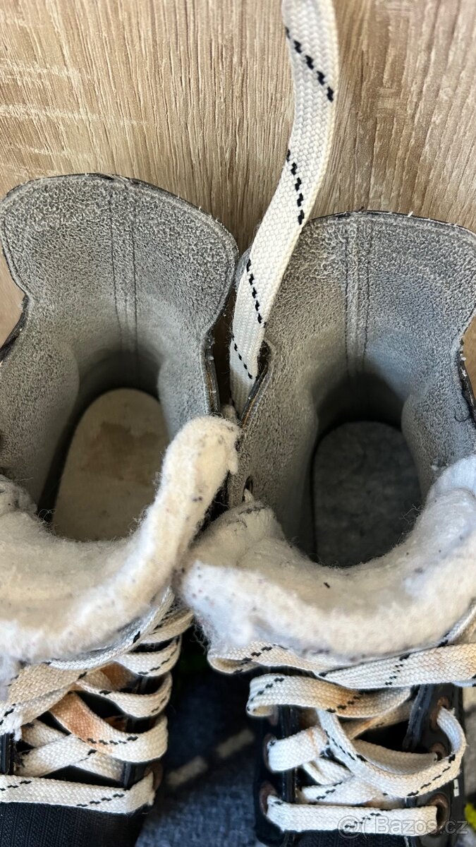 Brusle Botas vel. 32 - 4