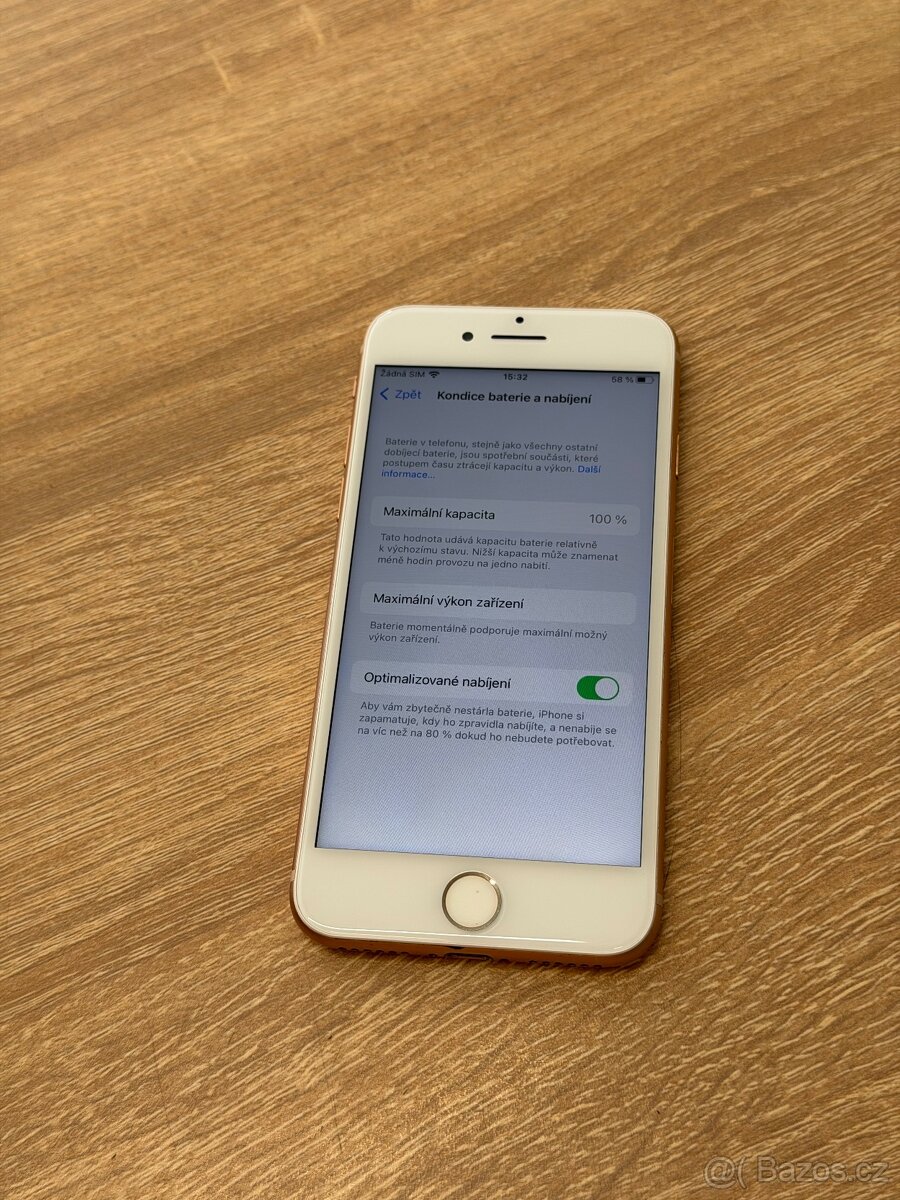 iPhone 8 64GB (nová baterie) - 4