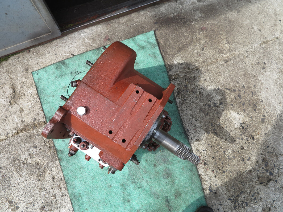 Převodovku po G.O.na vysokozdvižný vozík DESTA - 4