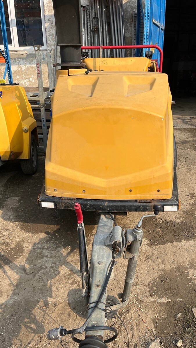 štepkovac drtic vetvi VERMEER BC150 - 4