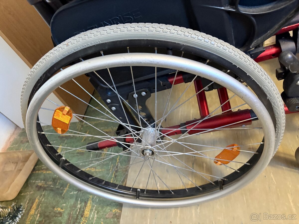 Mechanický invalidní vozík - 4