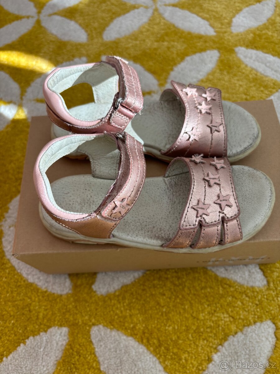 Dívčí sandály Baťa vel. 31 - 4
