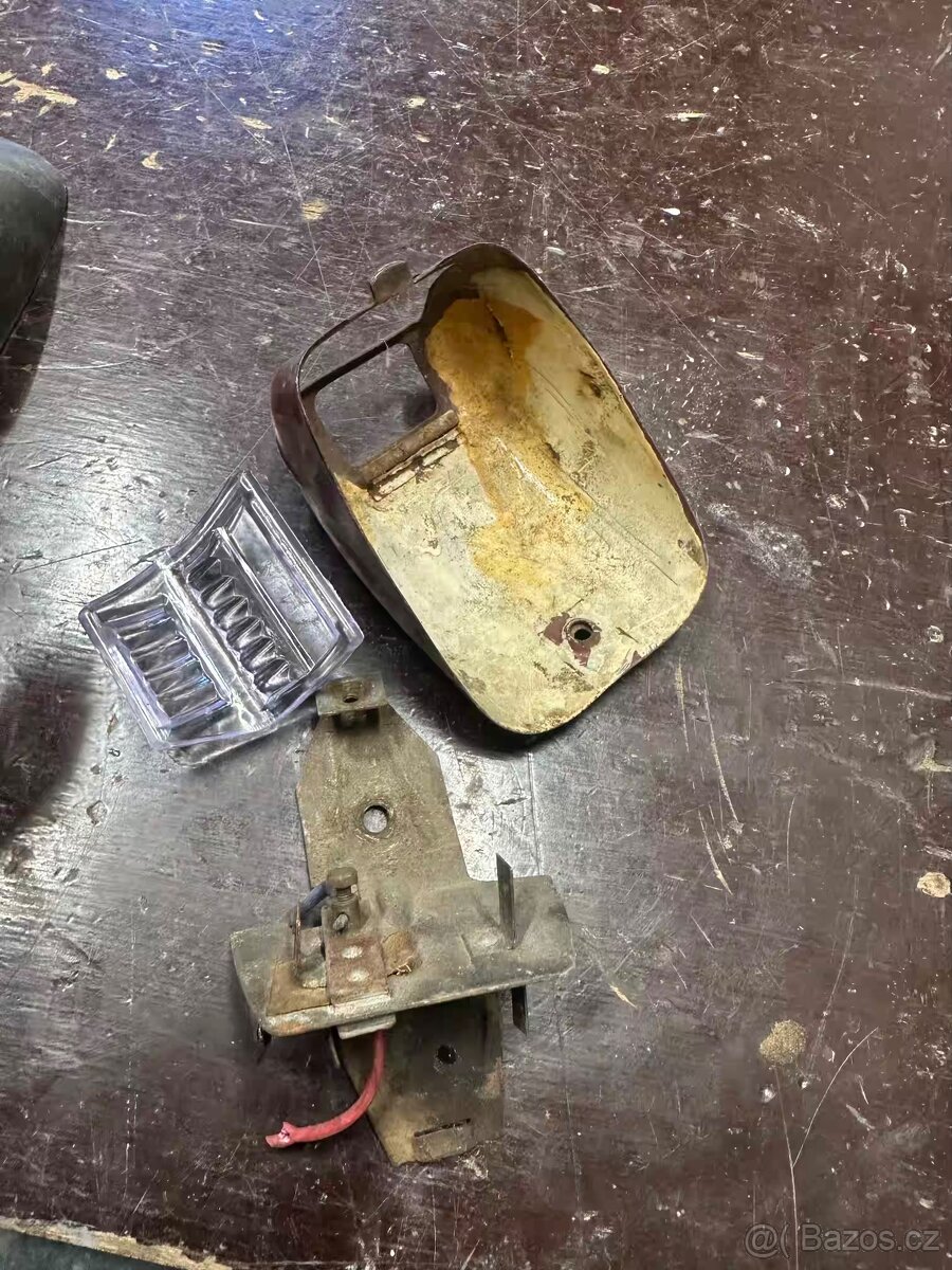 Predám orig. zadní svetlo JAWA 175 250/353 350/354 kývačka - 4