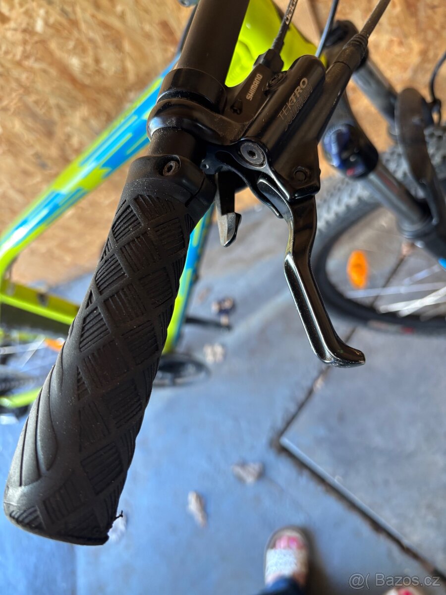 Horské kolo Specialized - 4