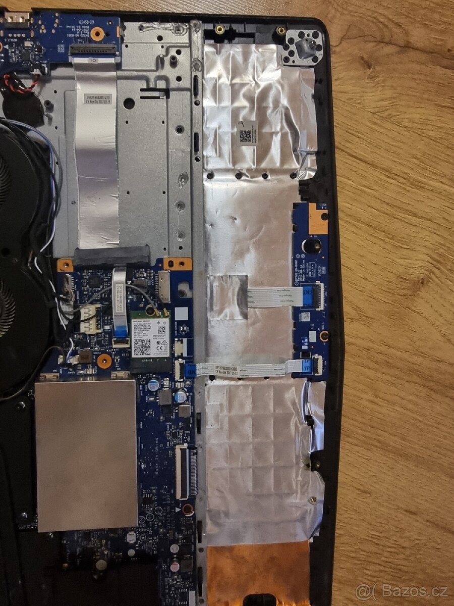 Lenovo legion y520-15ikbn - 4