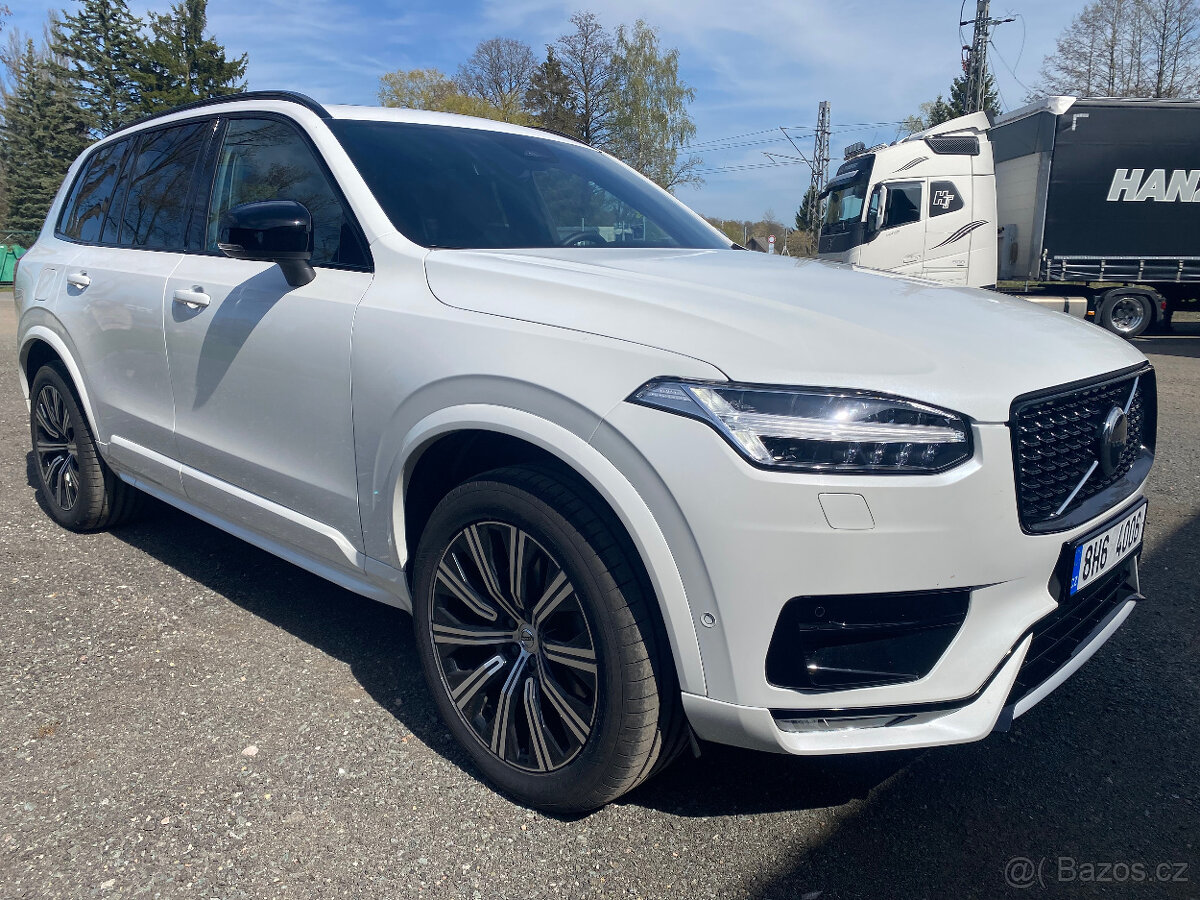 Volvo XC90 B5 AWD Plus Dark - 4