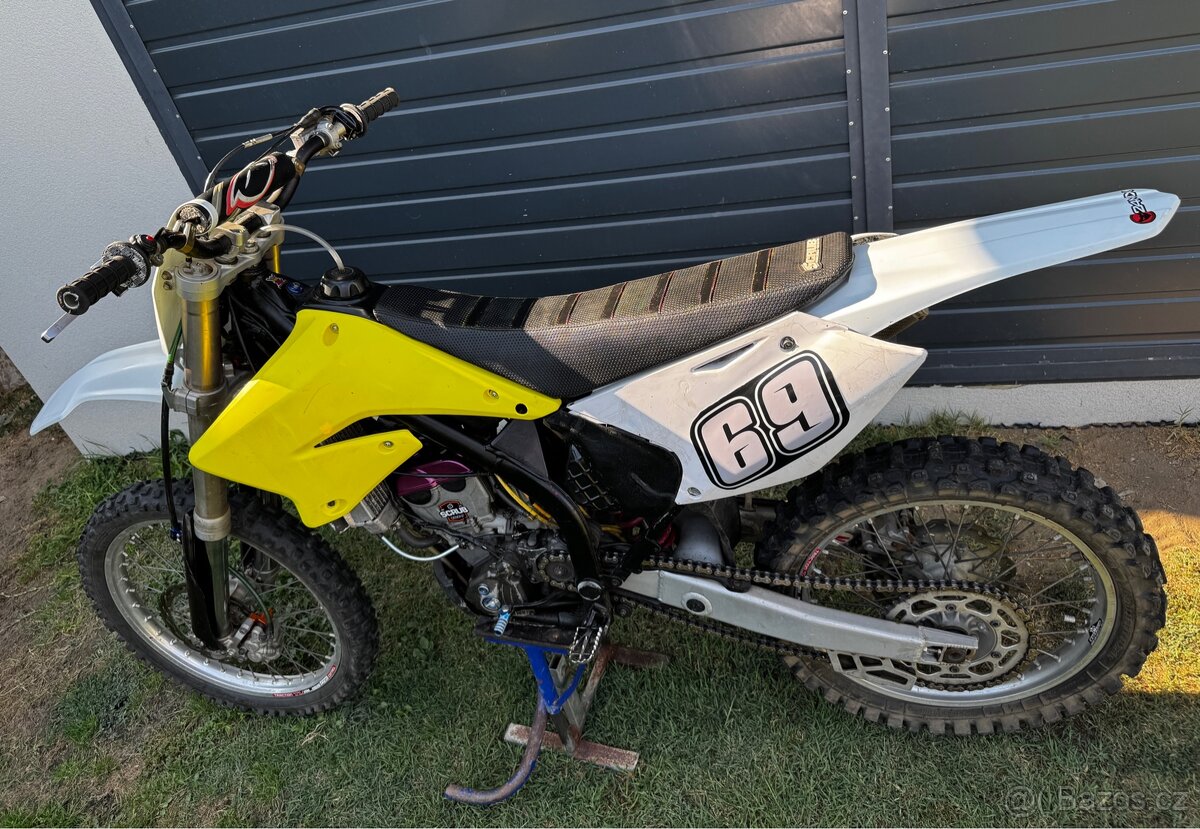 Suzuki RMZ 250 - 4