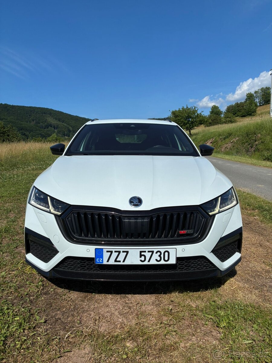 Škoda Octavia 4 RS Combi MY2022 - 4
