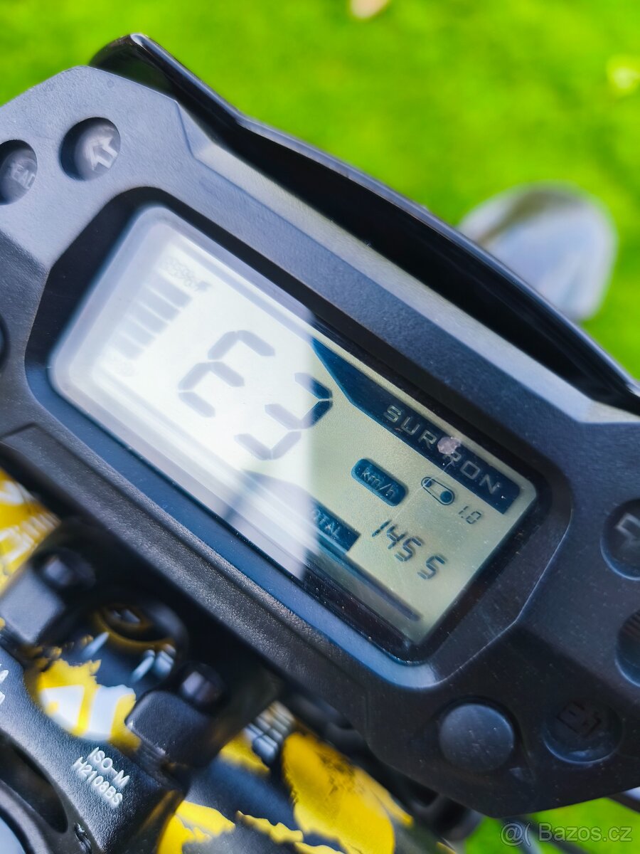 Sur-ron Light bee elektro motorka s SPZ