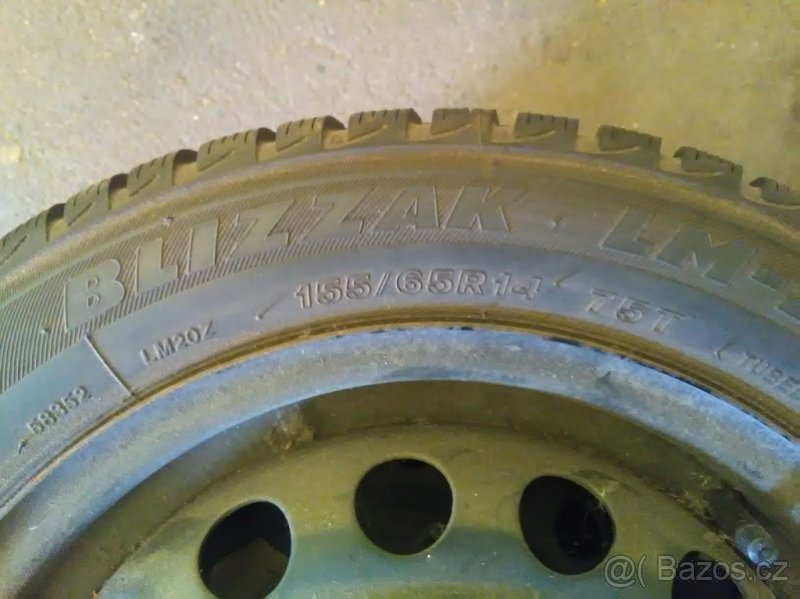 DISKY 4x98 + PNEU ZIMNÍ 155/65/14 VZOREK 7-8mm - 4