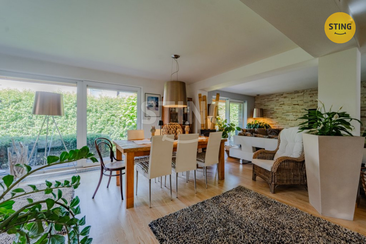 Rodinný dům 4+1 s dvojgaráží, saunou a venkovní kuch, 133222 - 4