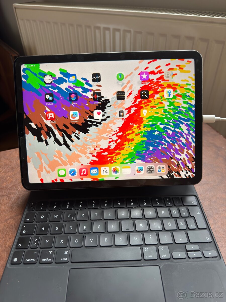 Apple Magic Keyboard with trackpad - 4