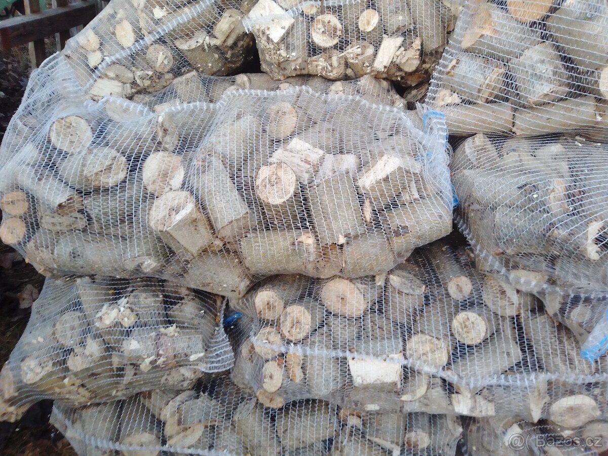 palivové dřevo špalíky pytlované od 80,-Kč za pytel - 4