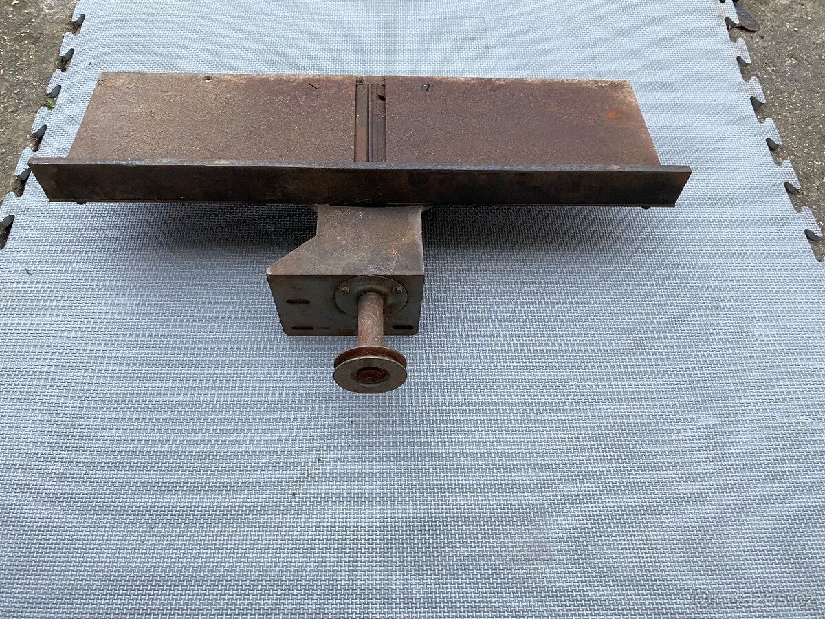 Hoblovací válec s kovovými deskami - 4