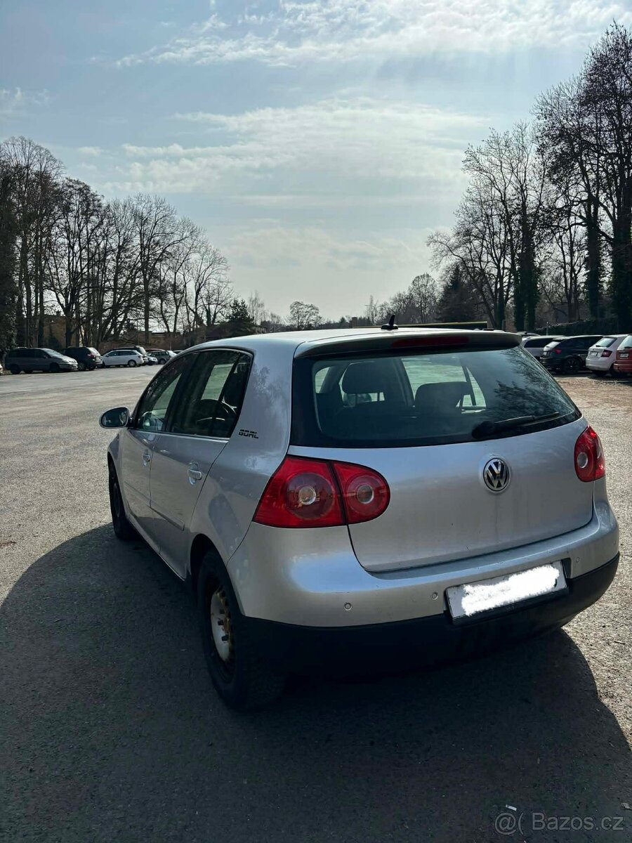 Volkswagen Golf V 1.9 TDI, NOVA STK - 4