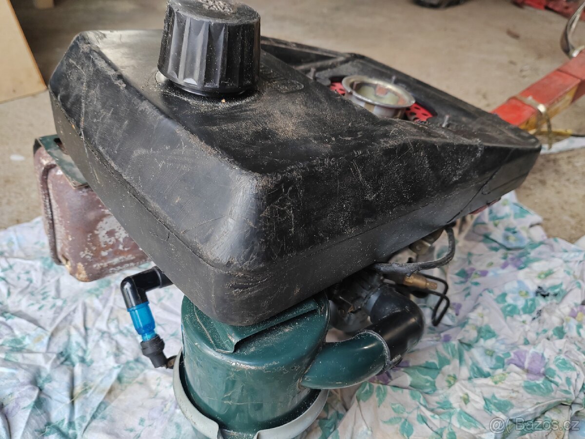 Prodám motor vari - 4