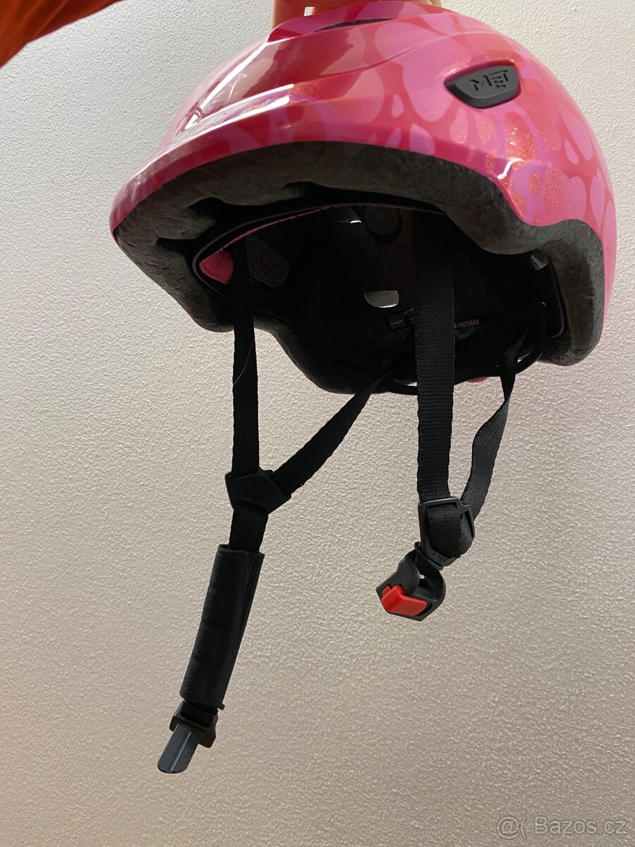Helma MET Hooray XS 46-52 s krabicí - vhodná jako dárek - 4