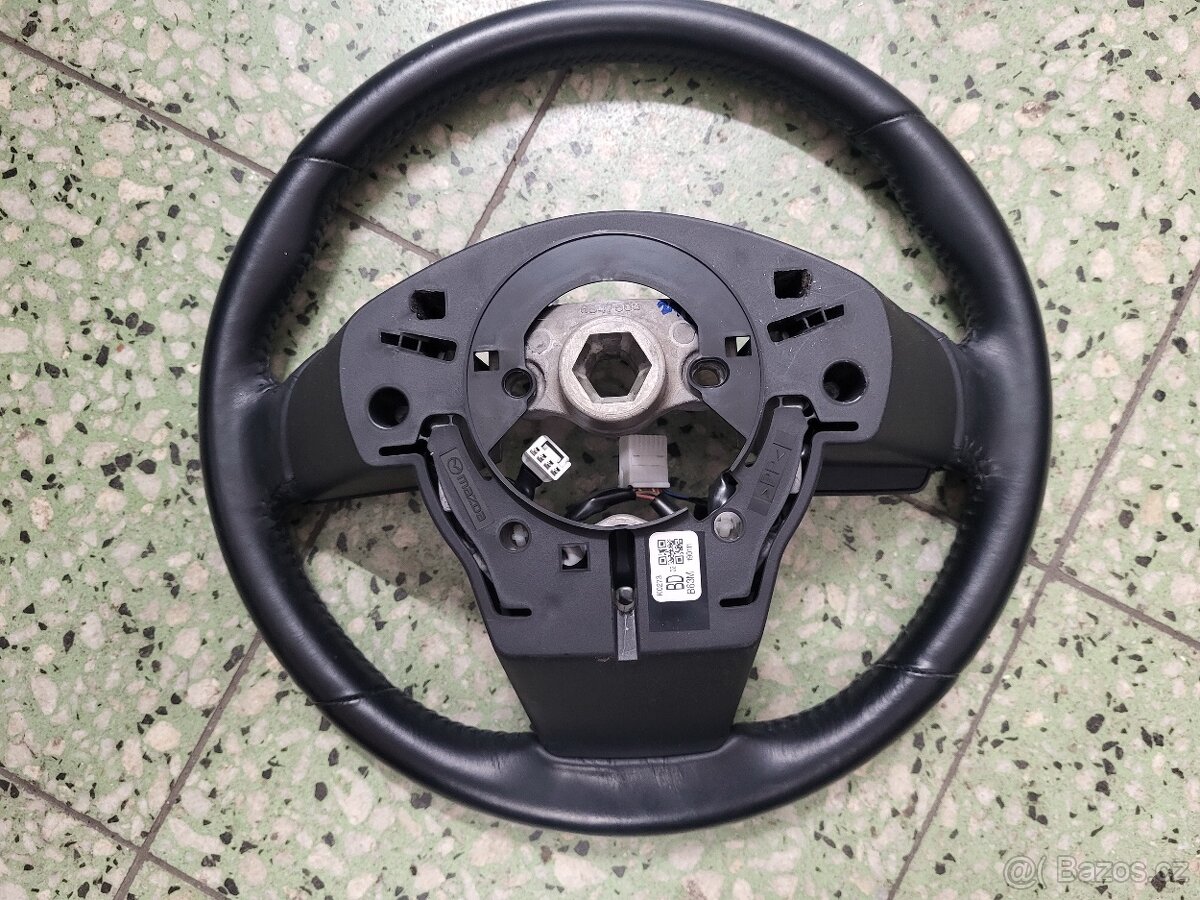 Mazda CX-5 KF volant - 4