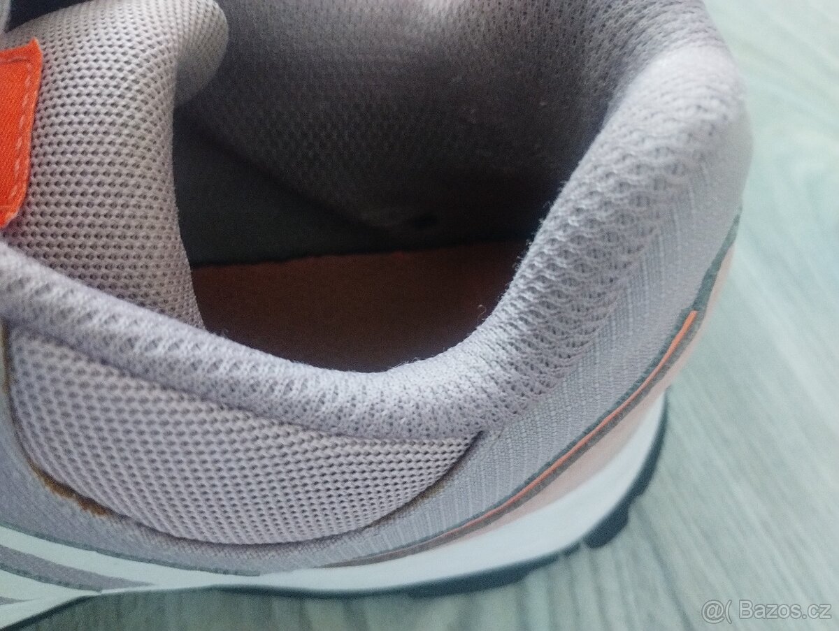 Dívčí botasky Adidas, vel. 37 1/3 - 4