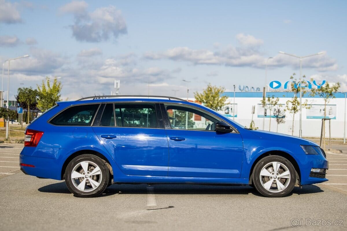 Škoda Octavia Combi 2.0 TDI MT/6 110kW - 4