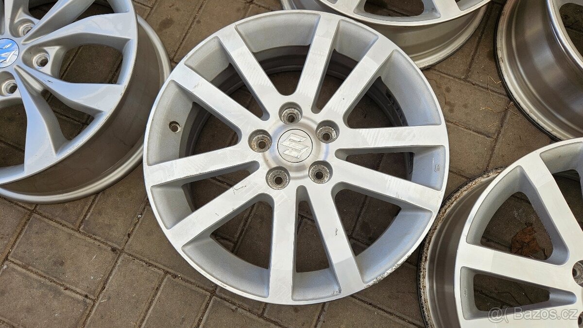 Sada Alu Disků 5x114.3 R17 Suzuki - 4