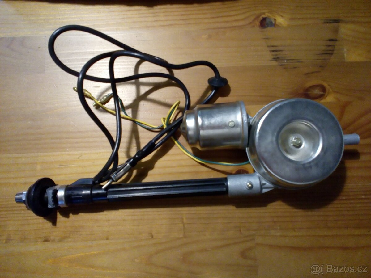 Anténa elektricky vysouvací na auto, dobová nepoužitá - 4