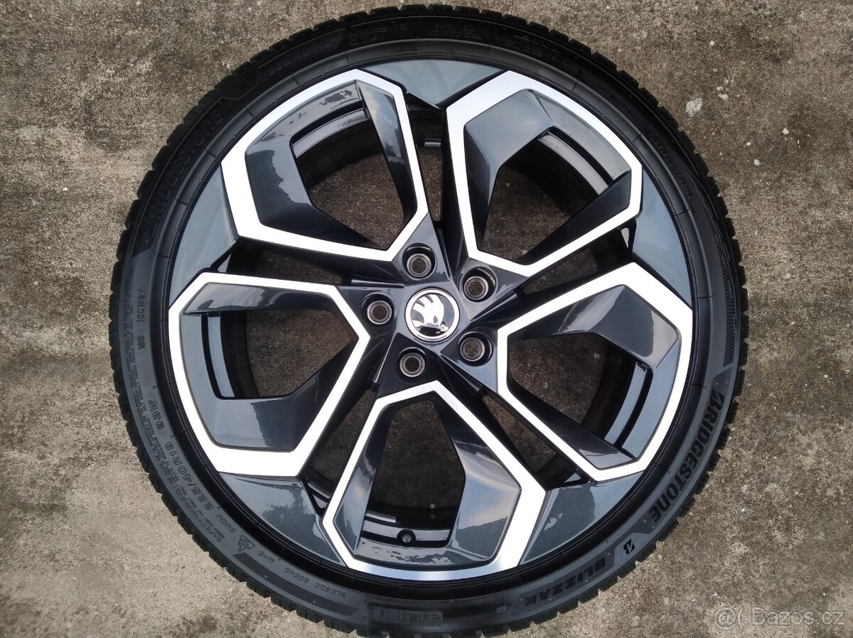 Prodám orig. alu zimní sadu 19" Škoda Octavia IV - 4