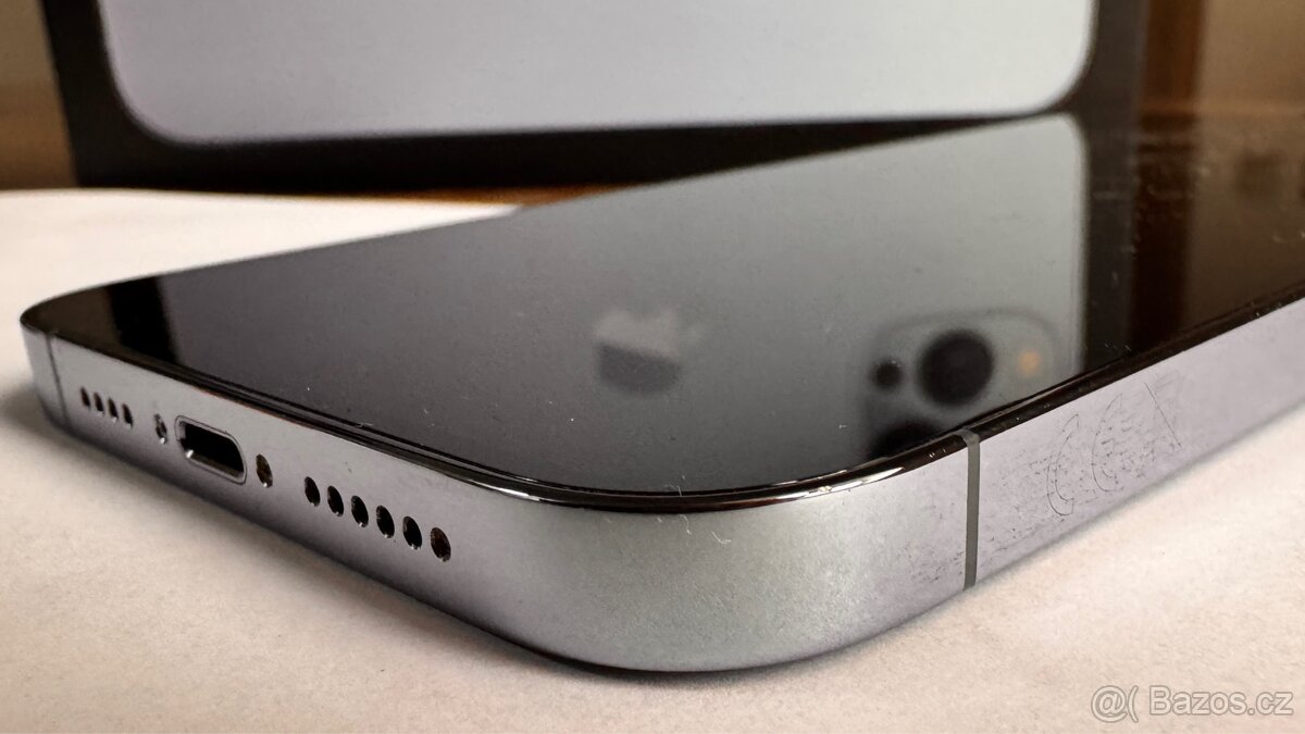 iPhone 13 Pro Max 256gb + kryty a skla - 4